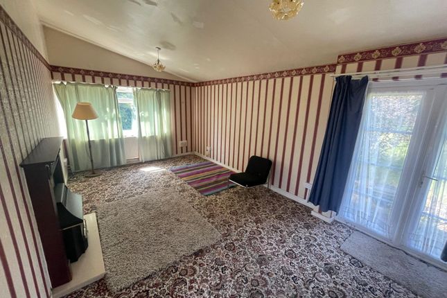 Former Caretaker's Bungalow,, Pickersleigh Grove, Worcestershire photo 5