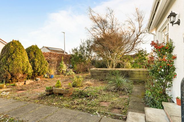 4 Hollybush Drive, Crieff photo 2