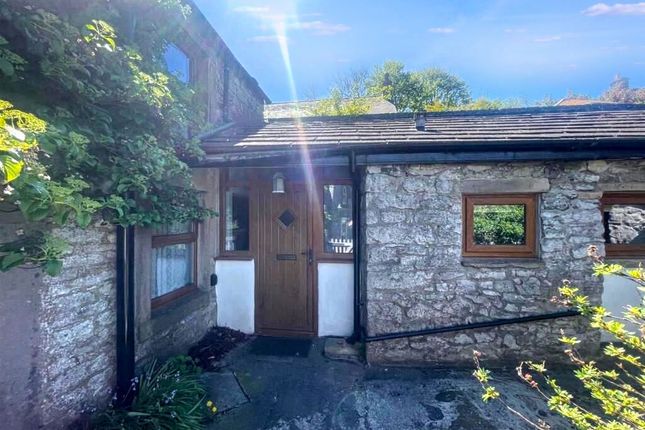 2-bed house on 2 The Retreat, Main Street, Buxton, £145,000