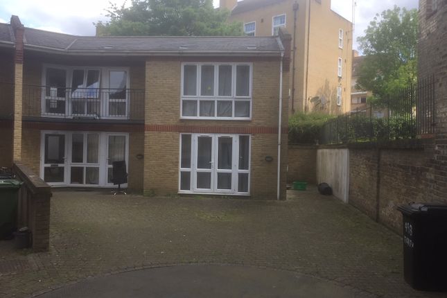 Thumbnail Semi-detached house to rent in Tabley Road, Islington, Holloway, North London