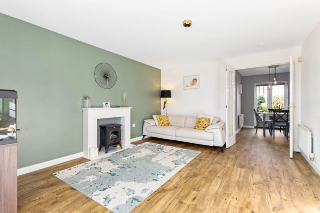 62, Gogarloch Road, South Gyle, Edinburgh photo 3