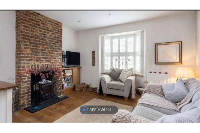 North St, Dorking photo 3