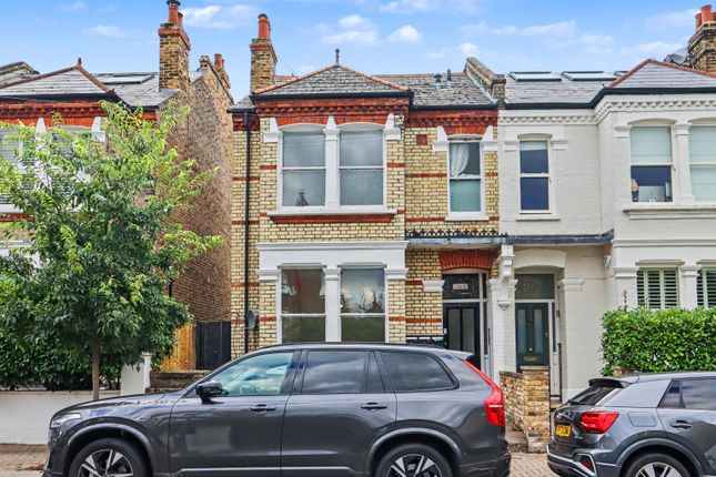6-bed house on 178, London, £850,000