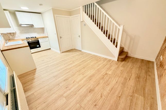 Chapman Road, WELLINGBOROUGH photo 3