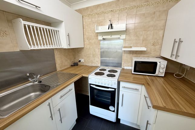 Flat Flat 39, Homesearle House, Goring Road, Worthing photo 3