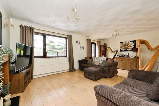 10, Kirtons Close, Wisbech photo 4