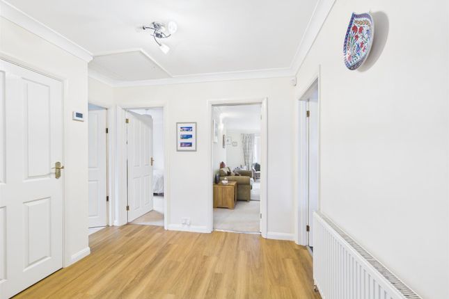 3, Darcy Close, Coulsdon photo 4