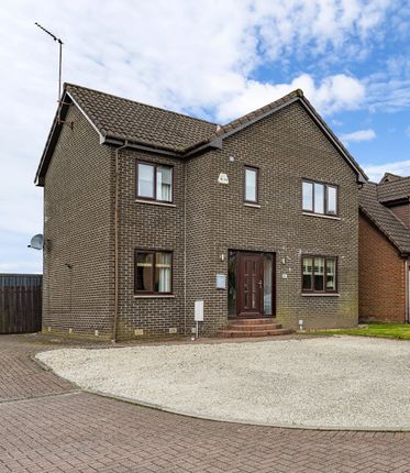 Detached house for sale in Ladeside Drive, Kilsyth, Glasgow