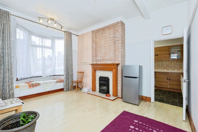 25, Wilberforce Road, Leicester photo 3