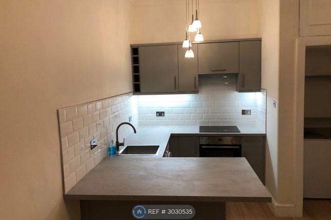 Flat, Dean Street, Edinburgh photo 4