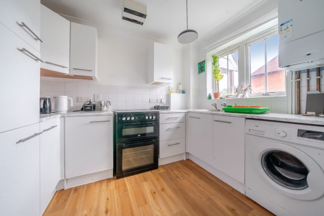 1, 7, Bastien Lane, Kings Hill photo 4