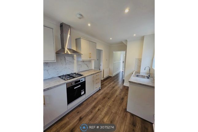 Osborne Avenue, Woodlands, Doncaster photo 2