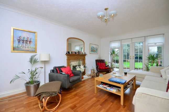 Homes to Let in Chertsey - Rent Property in Chertsey - Primelocation