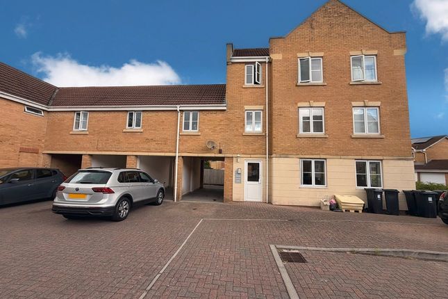 2-bed house on 33, Bristol, £1,200/mo