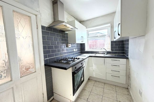 2 Carr Street, Blackburn photo 2
