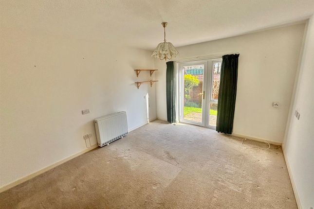 3 Raleigh Court, Polebarn Road, Trowbridge photo 3