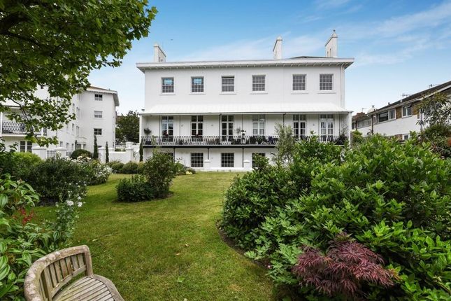 Thumbnail Flat for sale in West Drive, Brighton