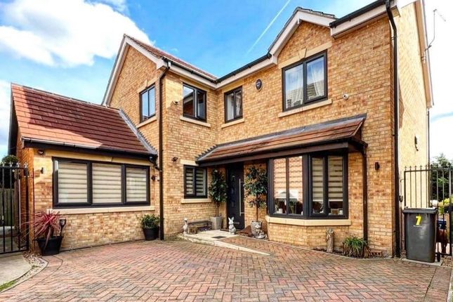 Thumbnail Detached house for sale in Woolscroft View, Hemingfield, Barnsley