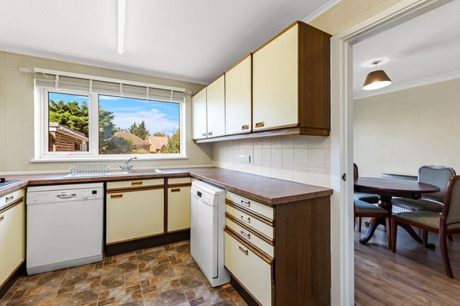256 Brompton Farm Road, Rochester photo 4