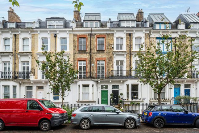 Flat to rent in Redcliffe Road, Chelsea, London