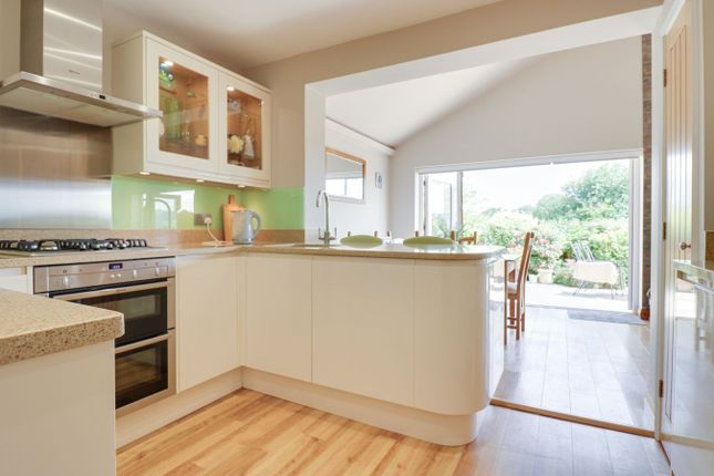 13, Kingsmead, Sawbridgeworth photo 4