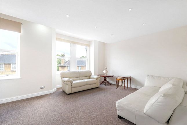 Thumbnail Flat for sale in Hawkslade Road, Peckham Rye, London