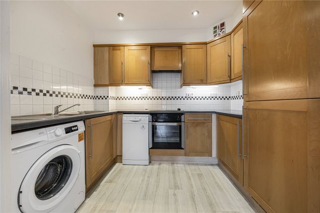 Carna Court, Richmond photo 4