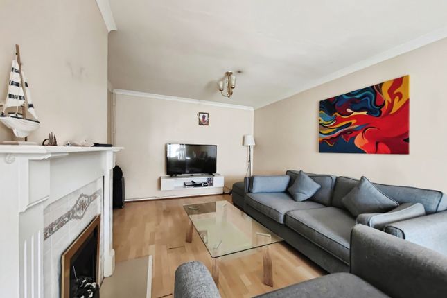 3, Barnett Green, Bracknell Forest photo 4