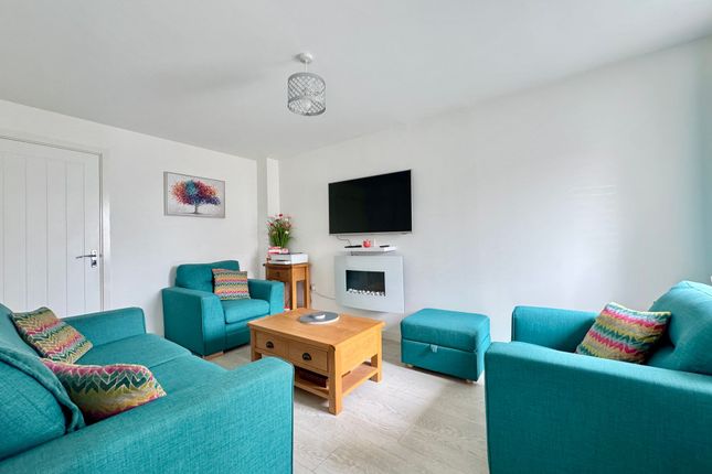 15 Dakota Drive, Wantage photo 2