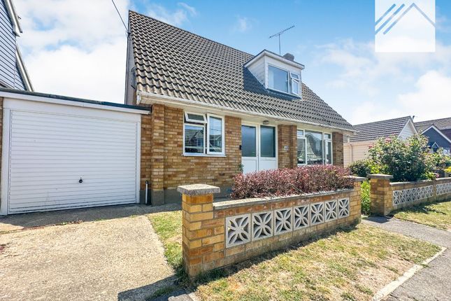 3-bed house on 60 Hannett Road, Canvey Island, £300,000