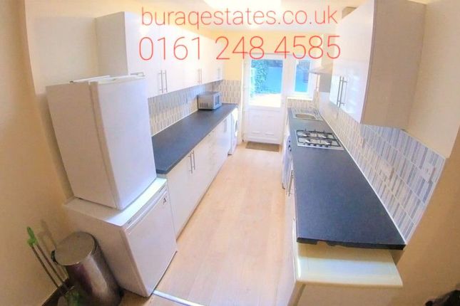 11 Clifton Avenue, Manchester photo 2