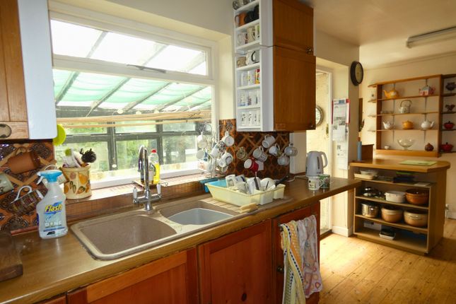 23 Church Road, West Mersea photo 4