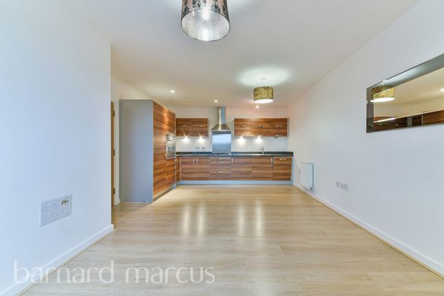Flat for sale in Norstead Place, London