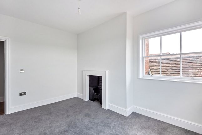 Flat for sale in 66 High Street, Tewkesbury, Gloucestershire