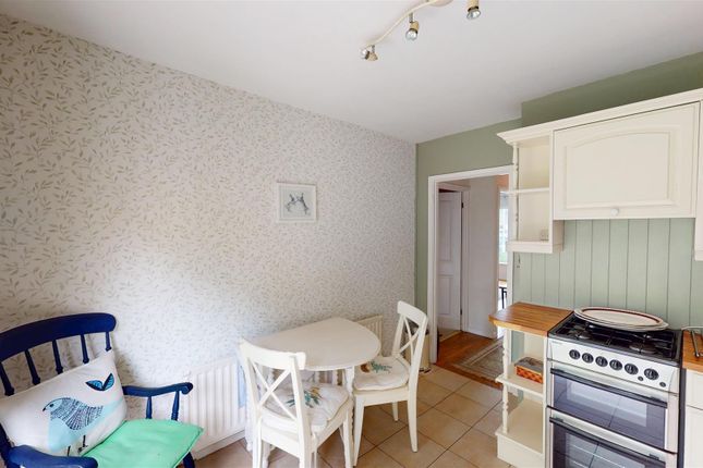 43, Heol Croesty, Bridgend photo 3