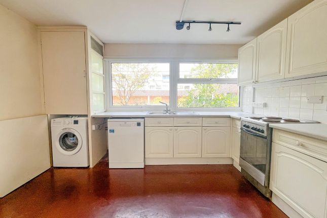 15, Highsett, Cambridge photo 3
