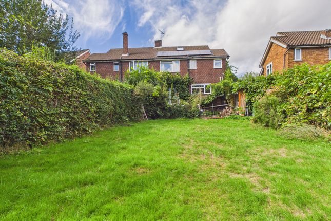 92 Deeds Grove, High Wycombe photo 2