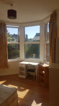 Thumbnail Flat to rent in Brookwood Road, Southfields