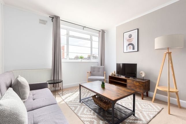 Thumbnail Flat to rent in Hamlet Gardens, London