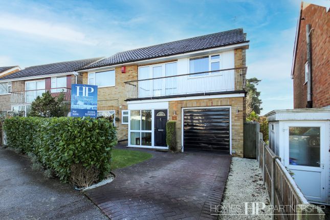 Thumbnail Detached house for sale in Birch Lea, Crawley