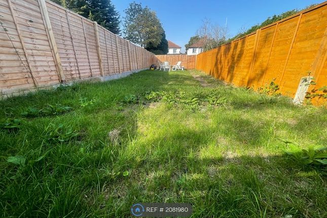 Thumbnail Flat to rent in Green Wrythe Lane, Carshalton