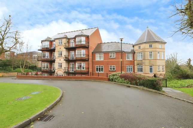 2-bed flat on 29, Pennant Court, Penn Road, Wolverhampton, £120,000