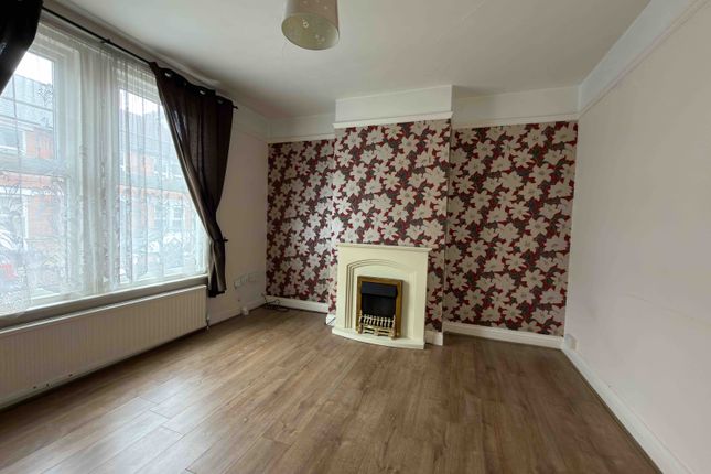 16 Empire Road, HARWICH photo 2