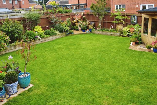 29, Ellis Close, Crewe photo 3