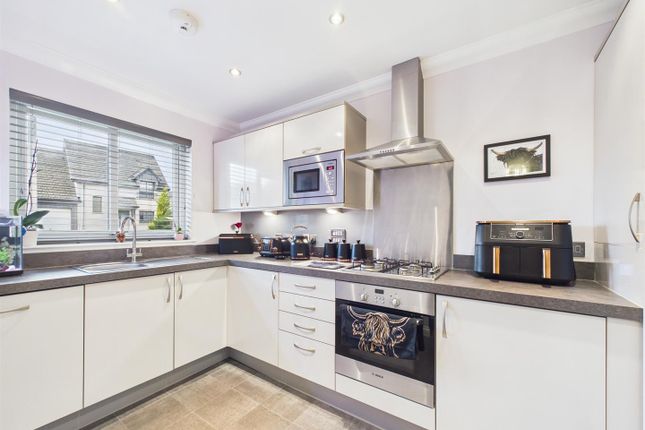 16, School Field Road, Blairgowrie photo 2