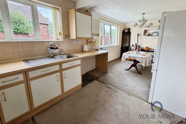 36, Oversley Road, Fegg Hayes, Staffordshire photo 3