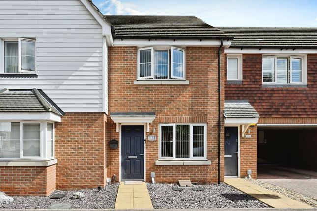 Thumbnail Terraced house for sale in Aldermere Avenue, Cheshunt, Waltham Cross