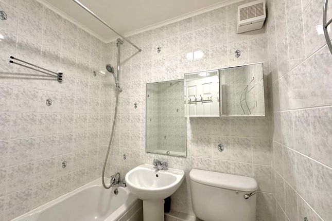 Flat for sale in The Stanfords, East Street, Epsom