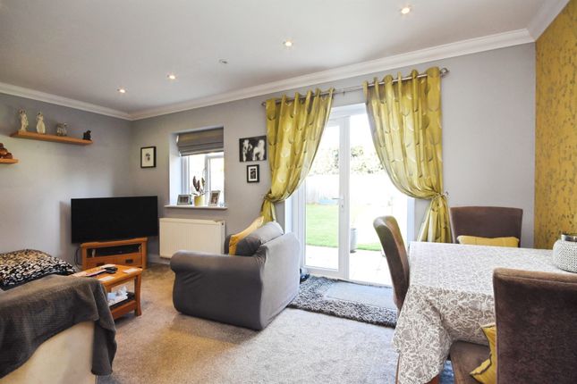 8, Conies Road, Halstead photo 2