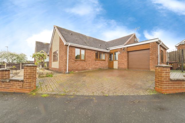 Thumbnail Detached bungalow for sale in St. Andrews Avenue, Yaddlethorpe, Scunthorpe
